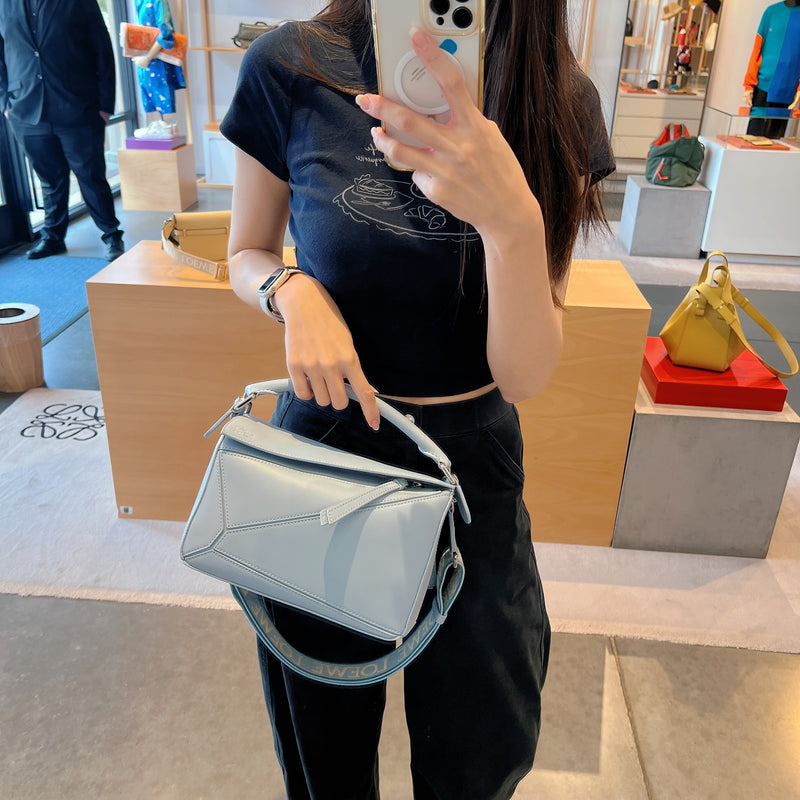 Loewe 天空藍puzzle