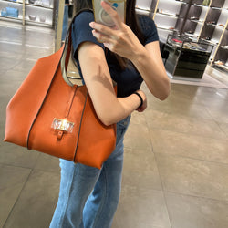 Tods 大南瓜橘托特包