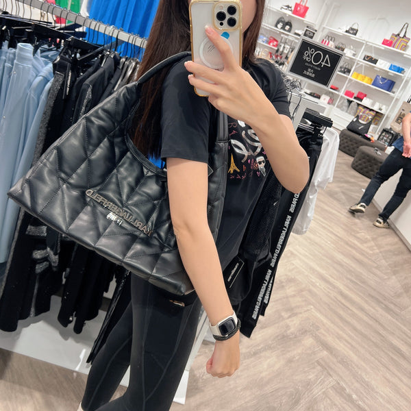 Karl Lagerfeld 全黑肩背包