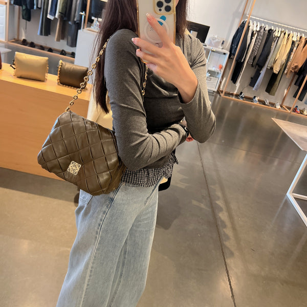 Loewe Goya puffer pleated 編織包