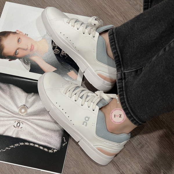 On THE ROGER Advantage