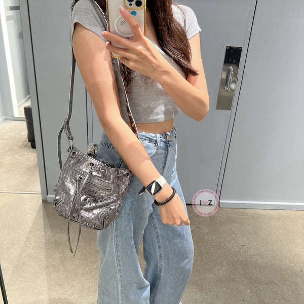 Balenciaga 水桶包