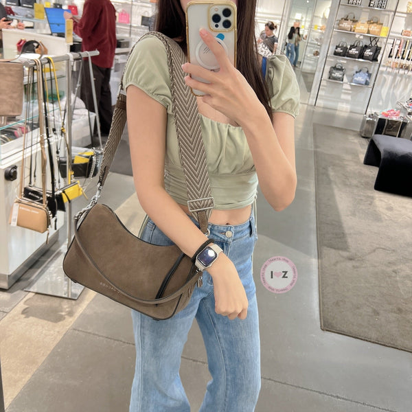 Marc Jacobs 半月包