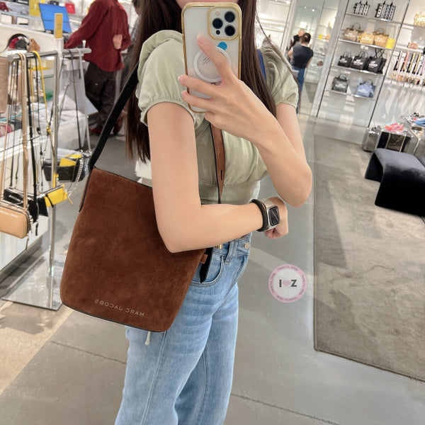 Marc Jacobs 水桶托特包