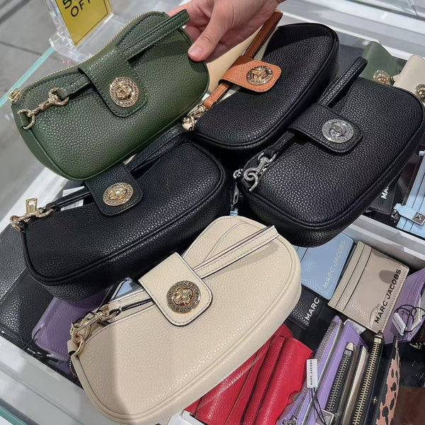 *YKL2082MJ半月手拿包銀扣