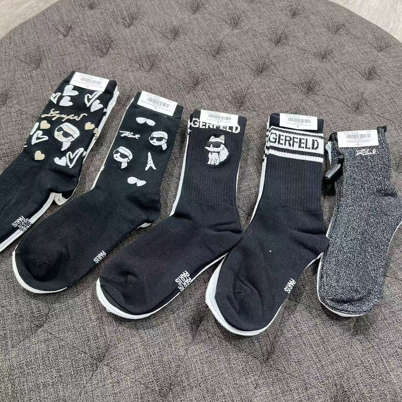 *YKL217卡爾2色1組襪子