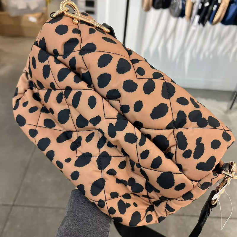 *MJ尼龍菱格紋斜背包YJL1141