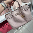 *ZBL1912MK清倉粉壓紋logo包