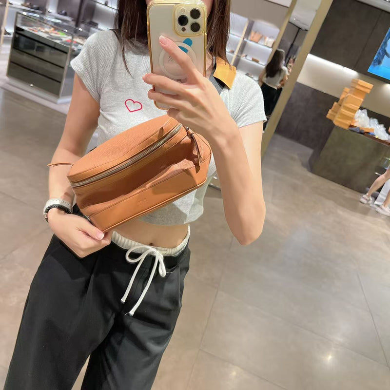 *Tods焦糖胸包YHL2162