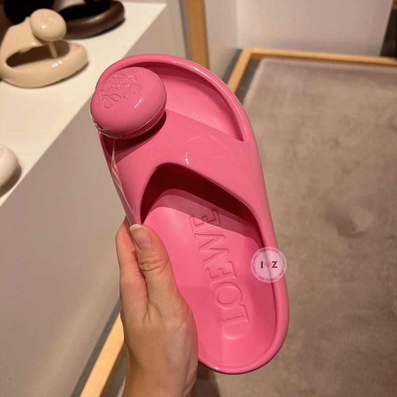 *Loewe女夾腳涼鞋